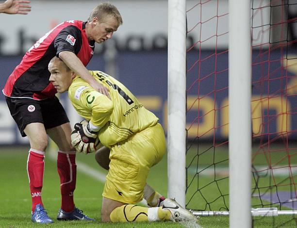 防线时展现 防线时展现